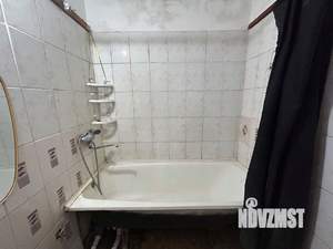 3-к квартира, вторичка, 65м2, 1/9 этаж