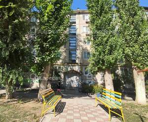 2-к квартира, вторичка, 41м2, 1/5 этаж