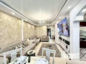 4-к квартира, вторичка, 93м2, 1/3 этаж