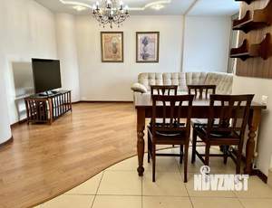 4-к квартира, вторичка, 145м2, 8/9 этаж