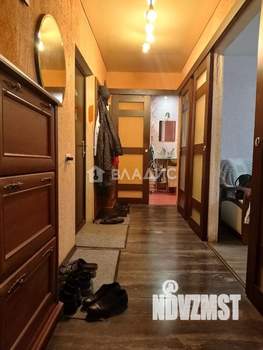 2-к квартира, вторичка, 52м2, 1/9 этаж