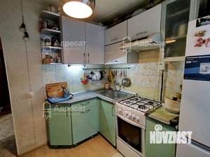 2-к квартира, вторичка, 45м2, 1/4 этаж