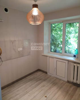 2-к квартира, вторичка, 41м2, 1/4 этаж