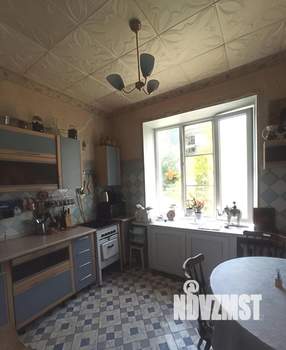 2-к квартира, вторичка, 56м2, 1/3 этаж