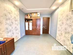 4-к квартира, вторичка, 74м2, 9/9 этаж