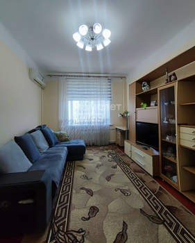 2-к квартира, вторичка, 55м2, 3/6 этаж