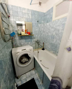 2-к квартира, вторичка, 49м2, 1/5 этаж