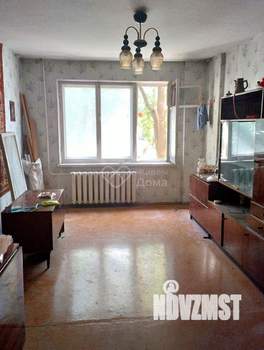 2-к квартира, вторичка, 52м2, 1/9 этаж