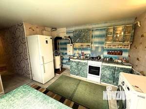 3-к квартира, вторичка, 72м2, 1/1 этаж