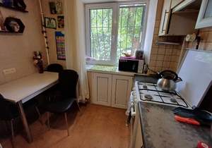 2-к квартира, вторичка, 43м2, 1/5 этаж