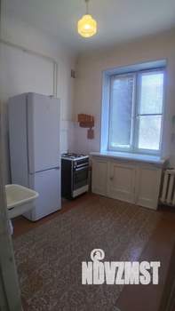 2-к квартира, вторичка, 50м2, 3/5 этаж