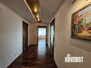 3-к квартира, вторичка, 121м2, 8/9 этаж