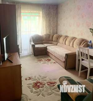 2-к квартира, вторичка, 54м2, 9/10 этаж
