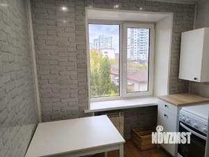 3-к квартира, вторичка, 57м2, 5/5 этаж