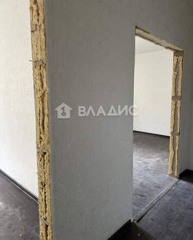 3-к квартира, вторичка, 77м2, 2/9 этаж