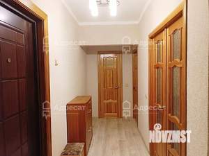 2-к квартира, вторичка, 54м2, 1/10 этаж