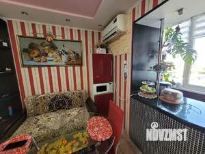 3-к квартира, вторичка, 44м2, 8/9 этаж