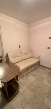 3-к квартира, вторичка, 64м2, 1/9 этаж