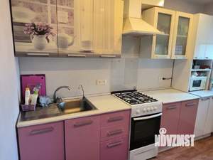 4-к квартира, вторичка, 74м2, 9/9 этаж