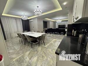 3-к квартира, вторичка, 171м2, 13/16 этаж