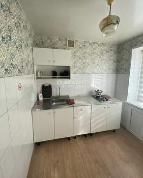 2-к квартира, вторичка, 44м2, 5/5 этаж