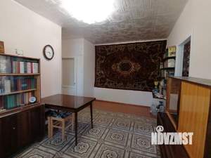 4-к квартира, вторичка, 62м2, 1/5 этаж