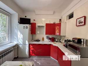2-к квартира, вторичка, 61м2, 1/3 этаж