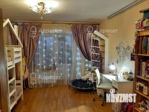 4-к квартира, вторичка, 129м2, 9/9 этаж