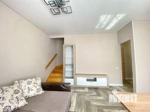 3-к квартира, вторичка, 66м2, 1/2 этаж