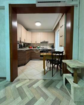 3-к квартира, вторичка, 58м2, 1/5 этаж