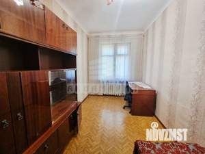 2-к квартира, вторичка, 44м2, 1/4 этаж