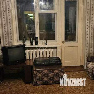 3-к квартира, вторичка, 63м2, 1/5 этаж