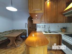 3-к квартира, вторичка, 101м2, 1/5 этаж