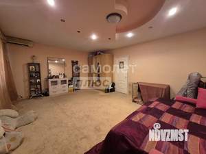 4-к квартира, вторичка, 156м2, 2/5 этаж