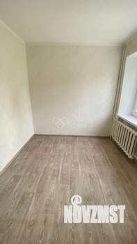 3-к квартира, вторичка, 42м2, 4/5 этаж