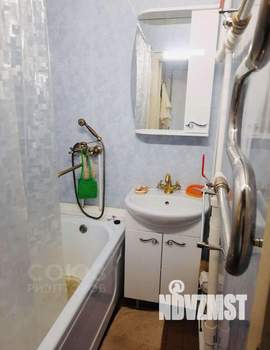 3-к квартира, вторичка, 58м2, 8/9 этаж
