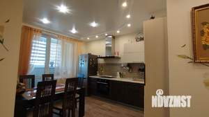 2-к квартира, вторичка, 60м2, 9/17 этаж