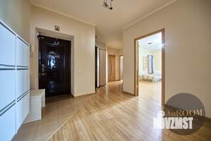 3-к квартира, вторичка, 102м2, 10/16 этаж