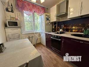 4-к квартира, вторичка, 61м2, 3/5 этаж