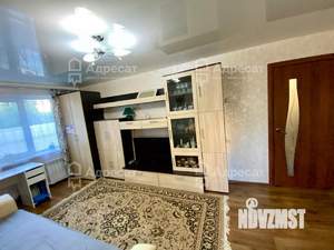 3-к квартира, вторичка, 61м2, 1/5 этаж