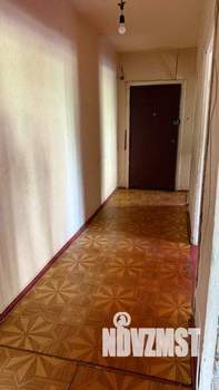 3-к квартира, вторичка, 65м2, 1/9 этаж