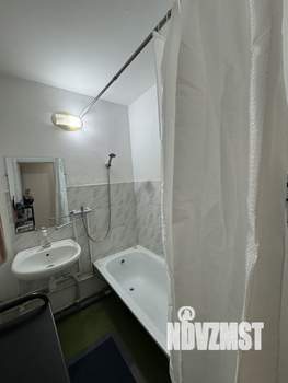 2-к квартира, вторичка, 52м2, 1/10 этаж