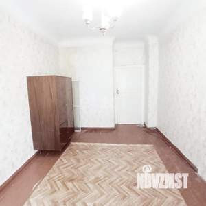 2-к квартира, вторичка, 61м2, 1/5 этаж