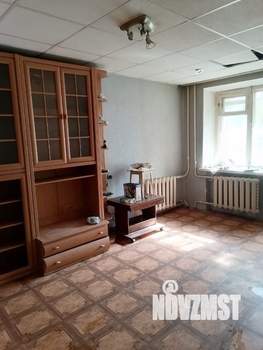 2-к квартира, вторичка, 45м2, 1/9 этаж
