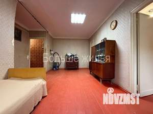 2-к квартира, вторичка, 44м2, 1/4 этаж