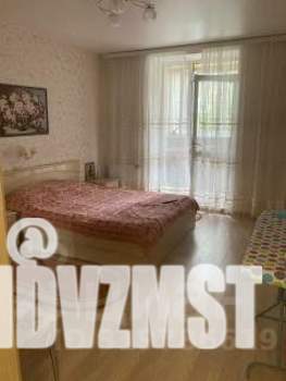 2-к квартира, вторичка, 61м2, 1/4 этаж