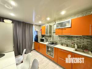 2-к квартира, вторичка, 54м2, 1/9 этаж