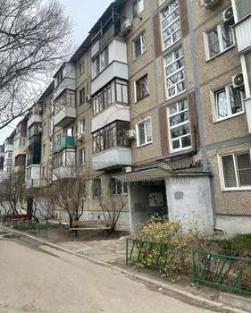 3-к квартира, вторичка, 55м2, 3/5 этаж