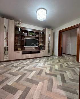 3-к квартира, вторичка, 58м2, 1/5 этаж