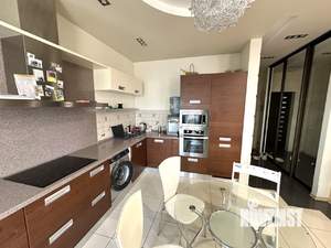 2-к квартира, вторичка, 67м2, 21/23 этаж